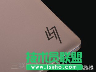 ��С��Air 12¹�϶��ư�Pӛ���u�y 