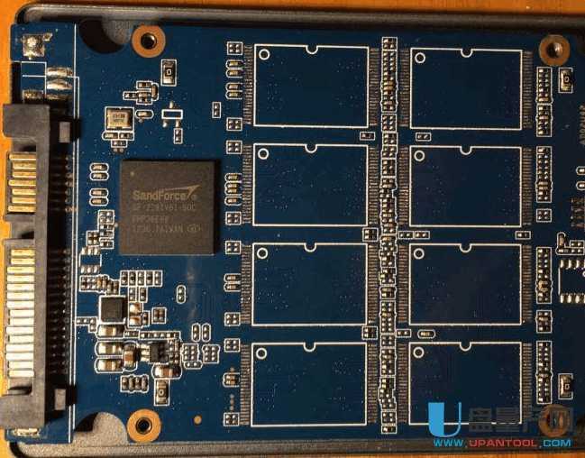 SandForce SF2281 SSD�̑B(t��i)Ӳ�PDIY���_���^�̳̽�