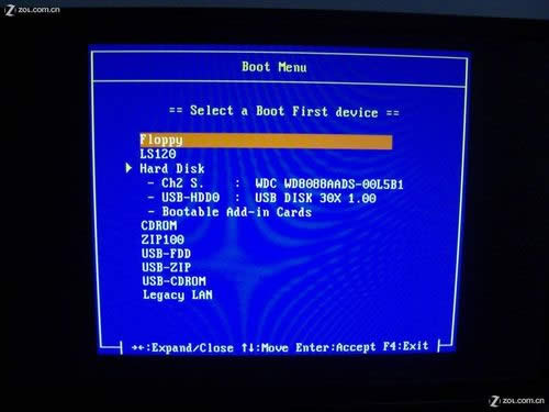 U�P���bϵ�y�̳̣��ְ��ֽ���U�P�bWIN7